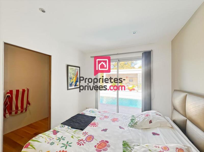 Maison - 200 m² - 7 pièces