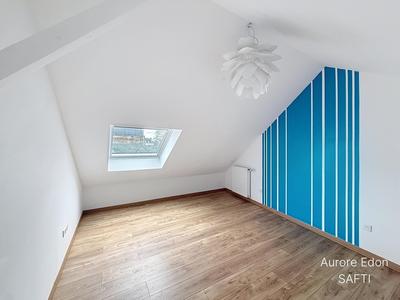 Maison - 142 m² - 6 pièces