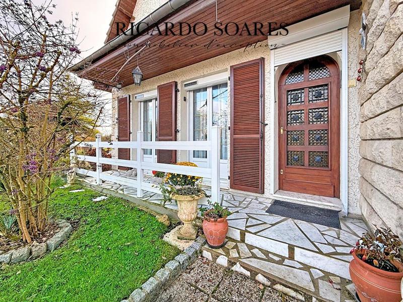 Maison - 115 m² - 6 pièces