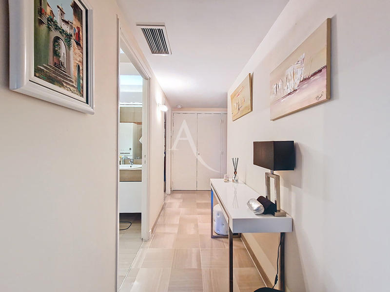 Appartement - 87 m² - 3 pièces