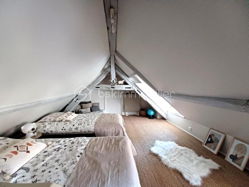 Maison - 250 m² - 10 pièces