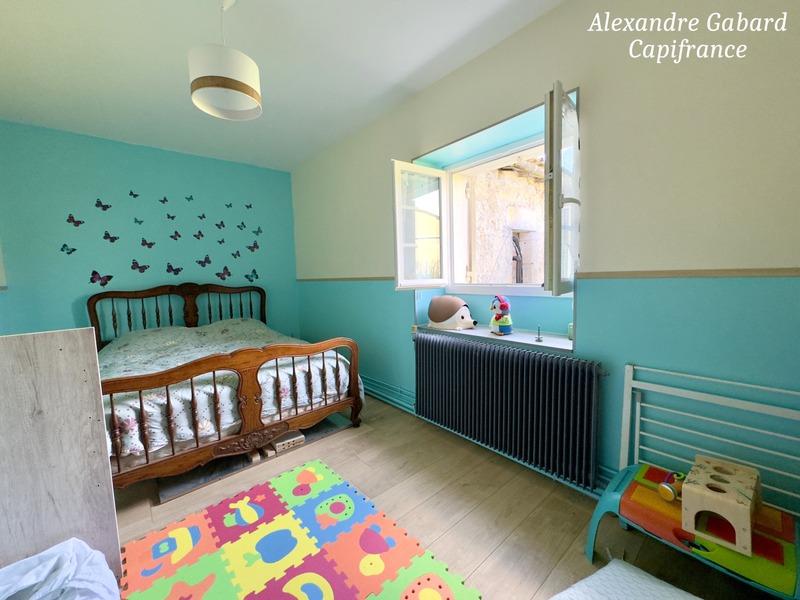 Maison en pierre - 130 m² - 6 pièces