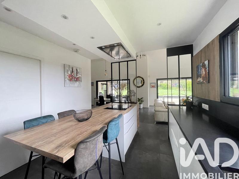 Maison - 135 m² - 5 pièces