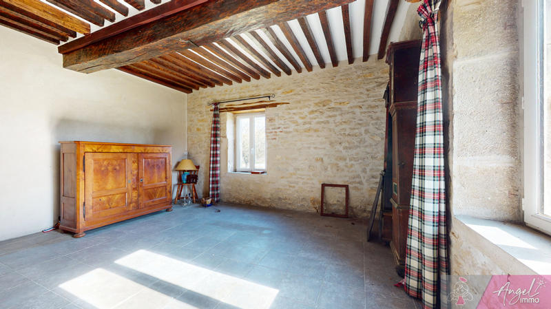 Maison - 264 m² - 9 pièces