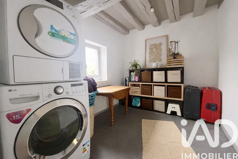 Maison - 385 m² - 8 pièces