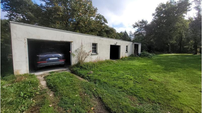 Maison - 245 m² - 11 pièces