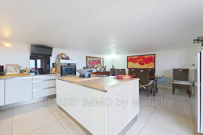 Maison - 87 m² - 4 pièces