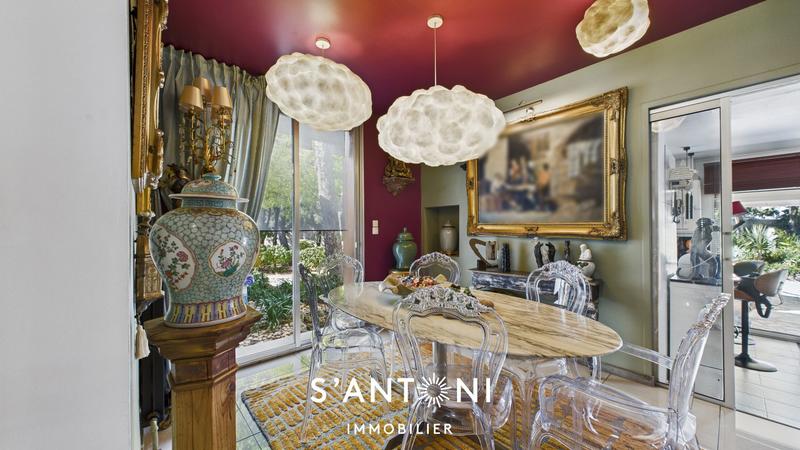 Maison de domaine - 364 m² - 10 pièces