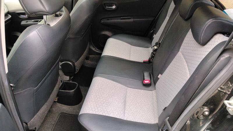 Toyota Yaris 1.3 Vvt-i 99 Bva6 Dynamic