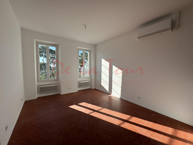 Appartement - 93 m² - 4 pièces