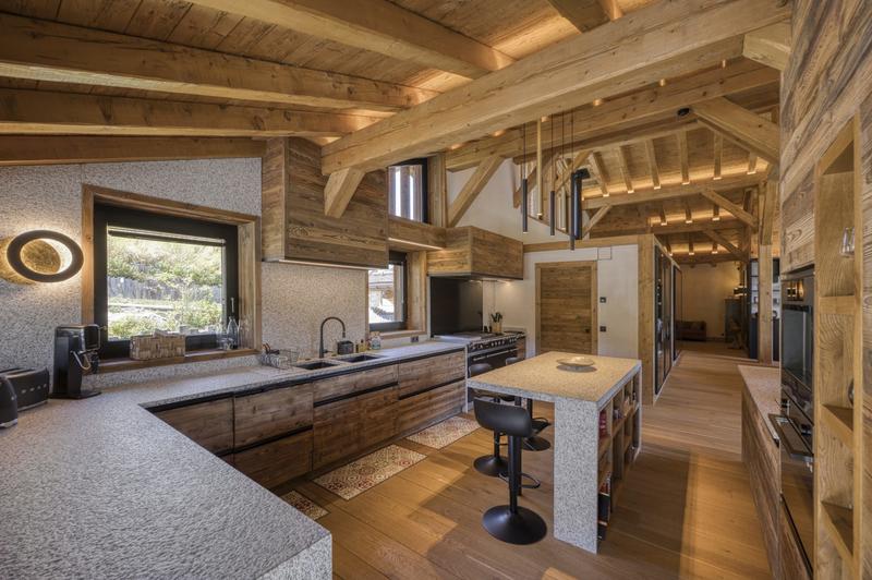 Châlet - 596 m² - 12 pièces