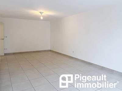 Appartement - 95 m² - 4 pièces