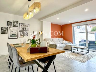 Maison - 154 m² - 5 pièces