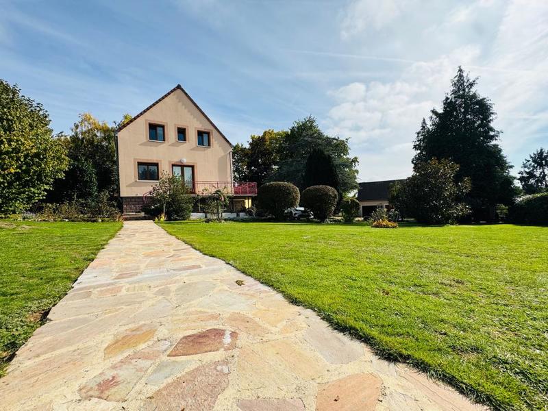 Maison - 137 m² - 4 pièces
