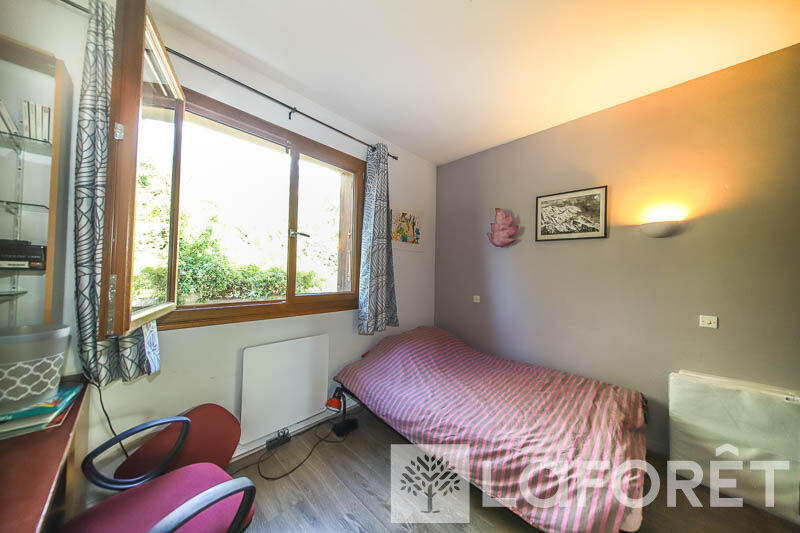 Appartement - 141 m² - 6 pièces