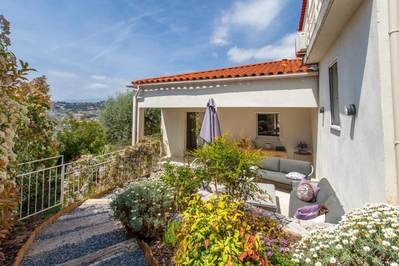 Villa - 180 m² - 6 pièces