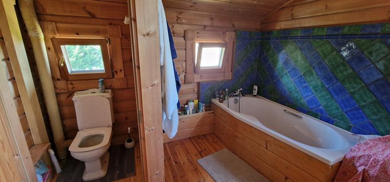 Maison de bois - 214 m² - 9 pièces