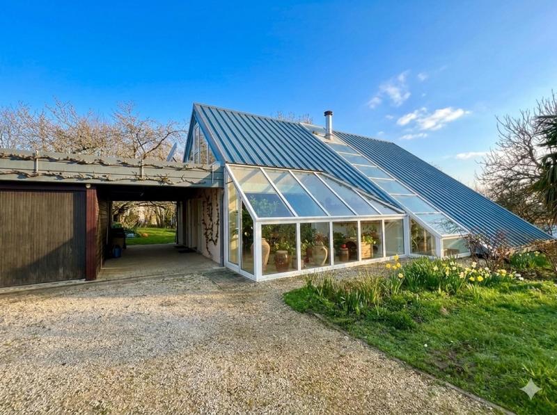 Maison - 137 m² - 6 pièces