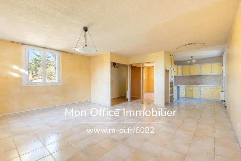 Appartement - 90 m² - 4 pièces