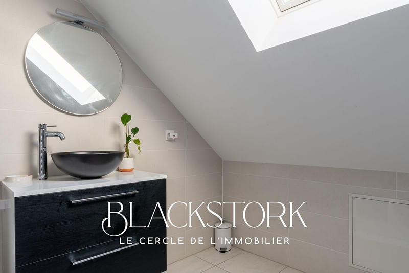 Maison - 138 m² - 5 pièces