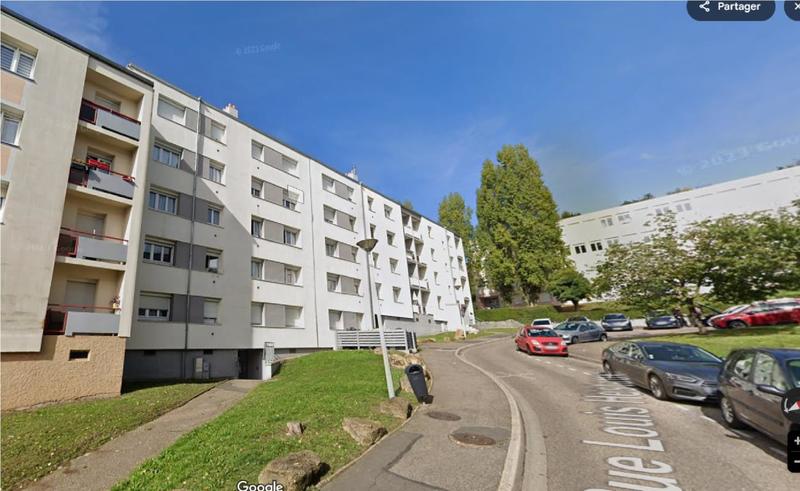 Appartement ancien - 64 m² - 3 pièces