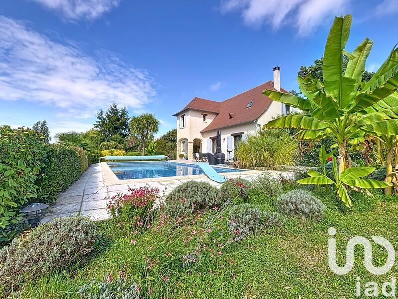 Maison - 150 m² - 5 pièces