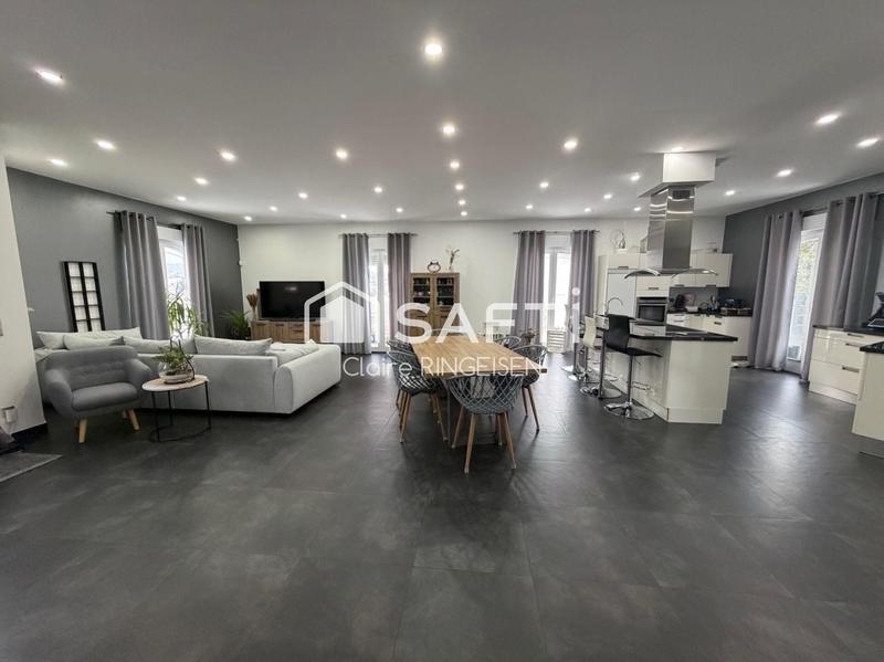 Maison - 170 m² - 6 pièces