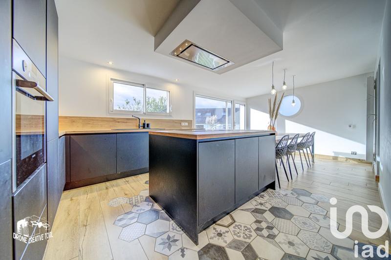 Maison - 103 m² - 4 pièces