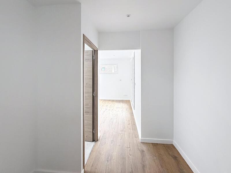 Maison - 184 m² - 6 pièces