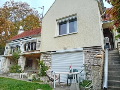 Maison - 178 m² - 6 pièces