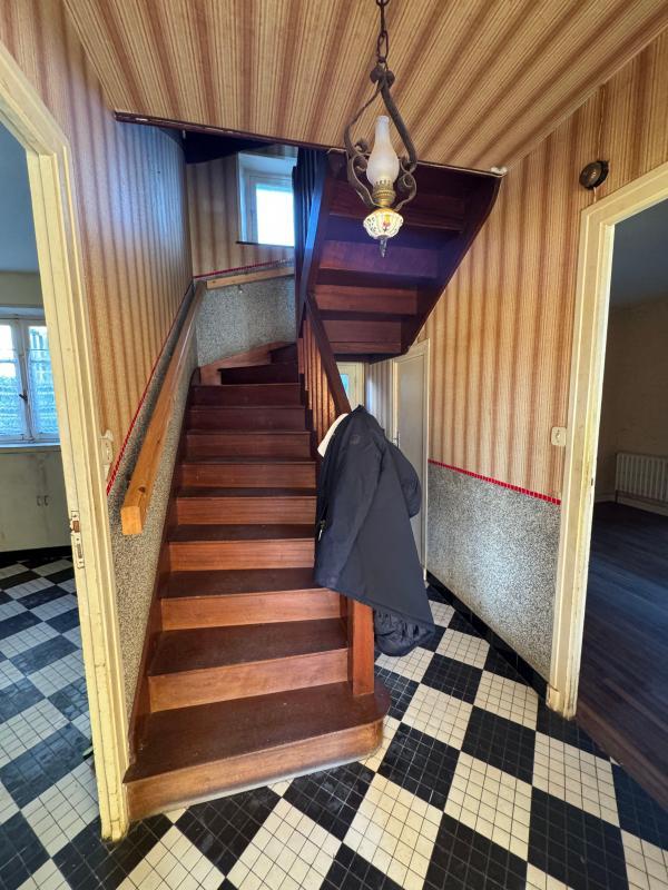 Maison - 175 m² - 8 pièces