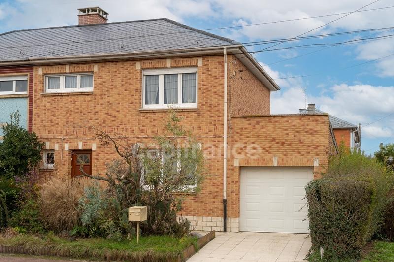 Maison - 80 m² - 5 pièces