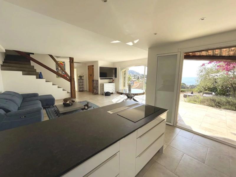 Villa - 107 m² - 4 pièces