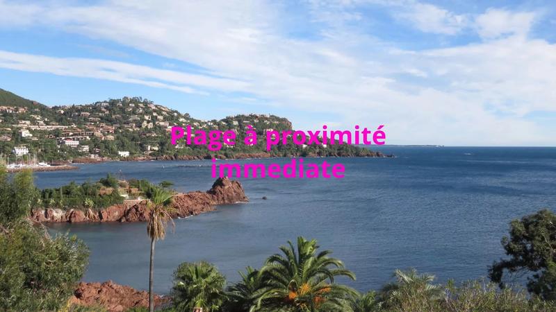 Local commercial - 92 m² - 3 pièces