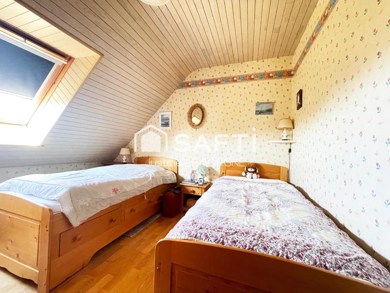 Maison - 131 m² - 7 pièces