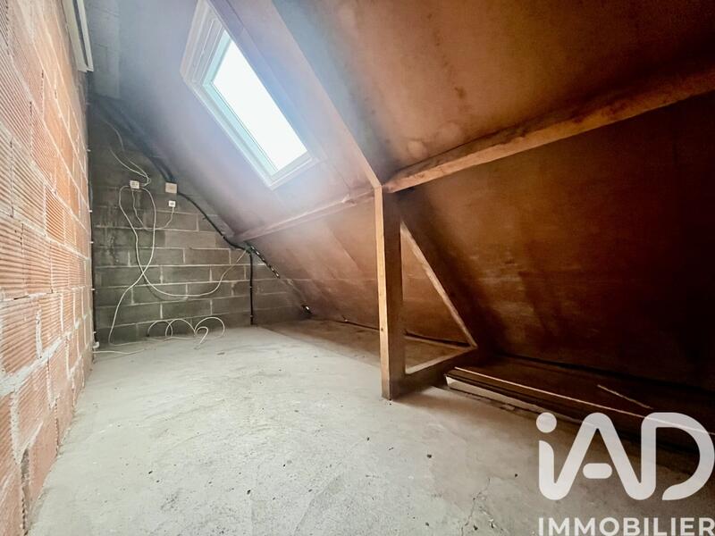 Maison - 91 m² - 5 pièces