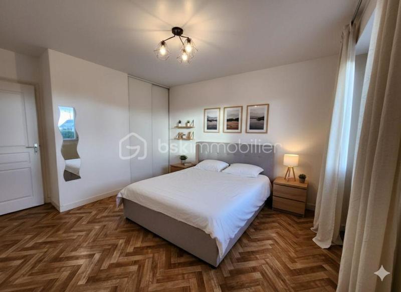 Appartement - 85 m² - 4 pièces