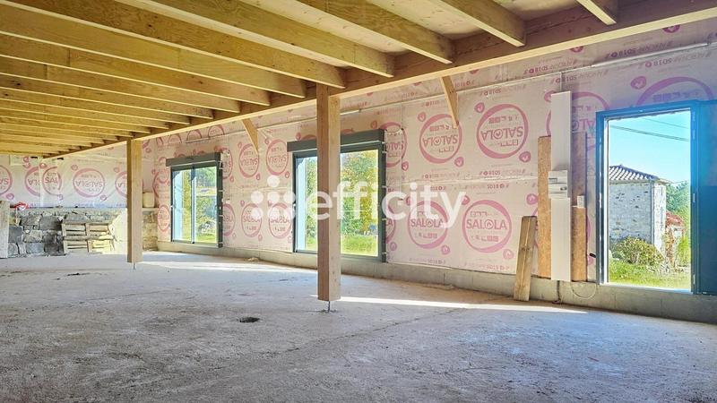 Maison - 125 m² - 2 pièces