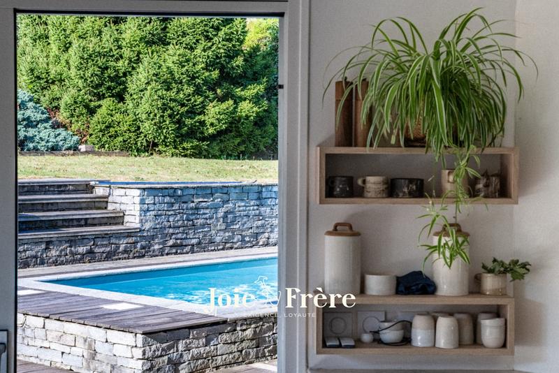 Maison ancienne - 221 m² - 8 pièces