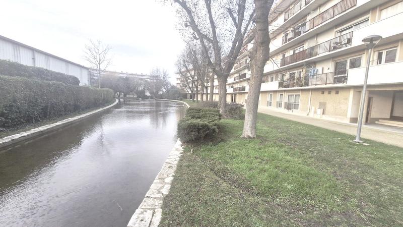 Appartement - 93 m² - 5 pièces