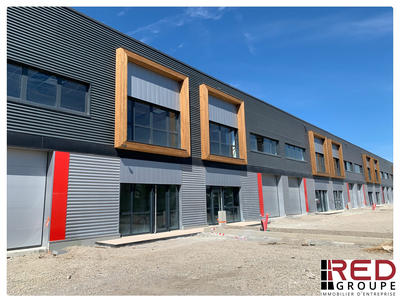 Entrepôt - 5 800 m²