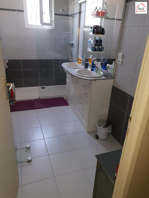 Maison - 88 m² - 5 pièces