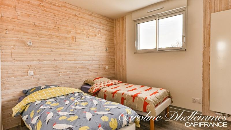 Maison - 263 m² - 7 pièces