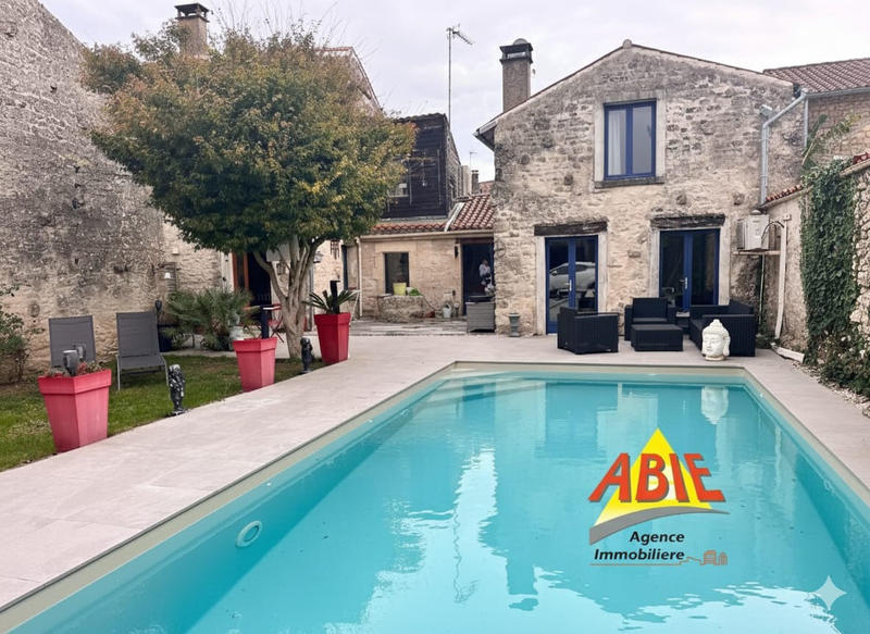 Maison - 150 m² - 6 pièces