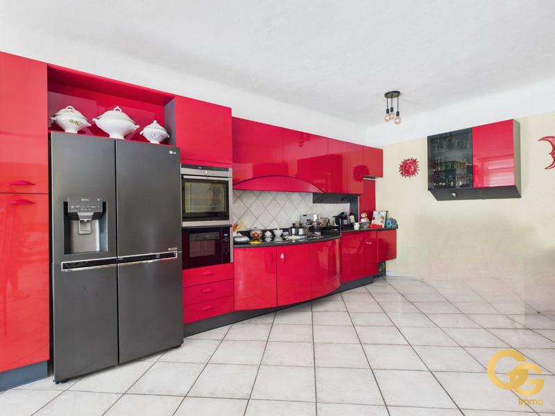 Maison - 170 m² - 5 pièces