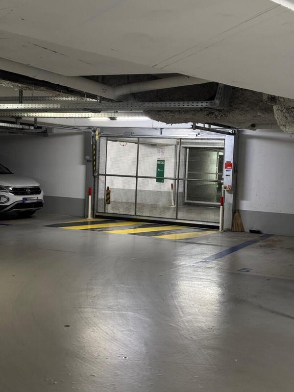 Parking - 12 m²