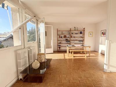 Appartement - 76 m² - 3 pièces