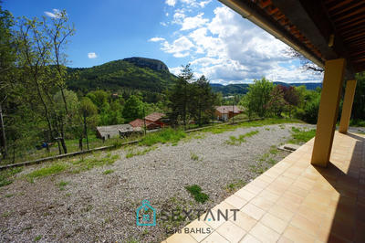 Maison - 107 m² - 5 pièces