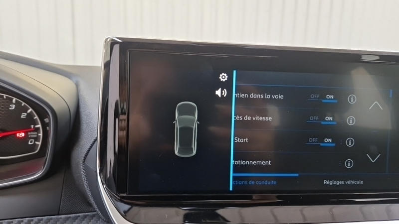 Peugeot 2008 PureTech 100 s&amp;amp;S Style