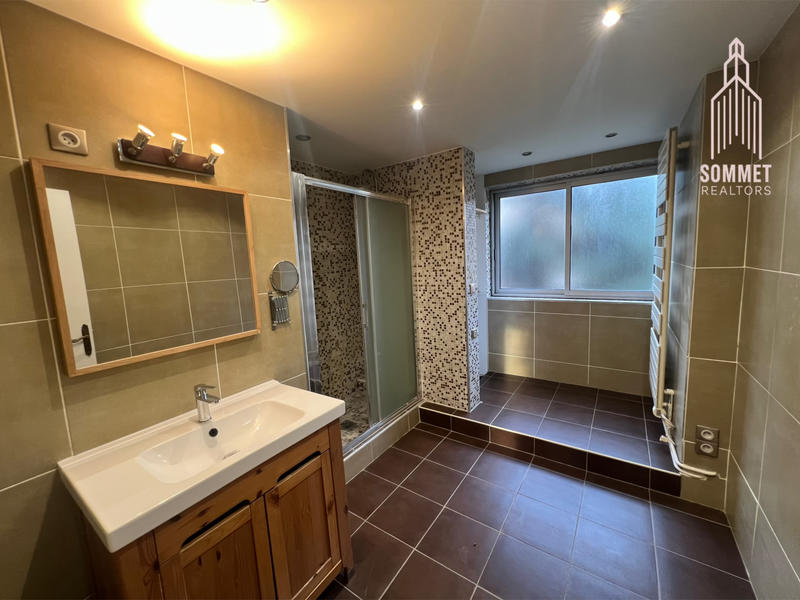 Appartement - 86 m² - 4 pièces